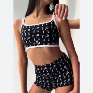 Five black and white dance top size xsmall